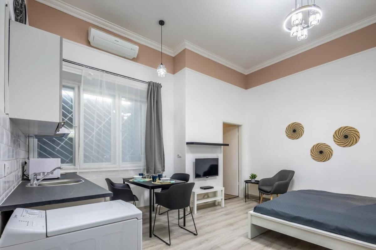 New Central And Convenient Budapest Bagian luar foto